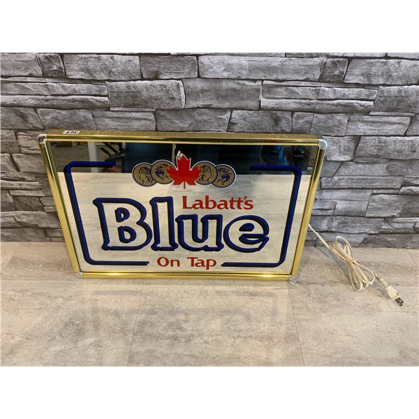 Vintage Electric Labatt's Blue On Tap Electric Sign