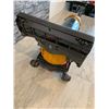 Image 14 : Dyson DC25 All Floors Bagless Ball Vacuum
