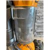Image 3 : Dyson DC25 All Floors Bagless Ball Vacuum