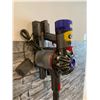 Image 2 : Dyson V7 Animal+ Stick Vacuum