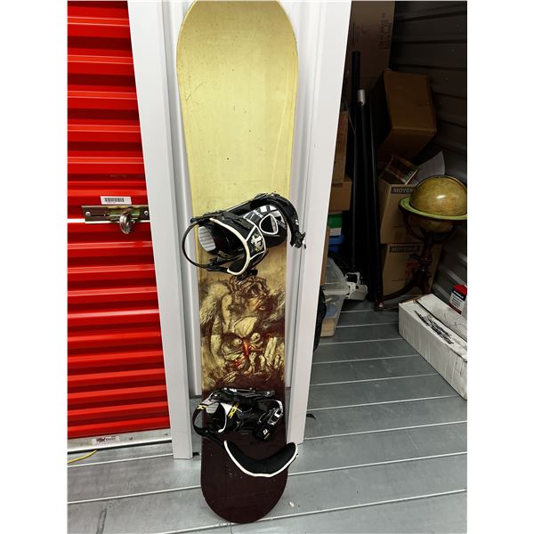 Snowboard 5150 with bindings great condition