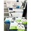 Image 1 : TV and monitor mount Lot