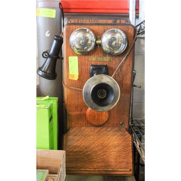VINTAGE WALL PHONE