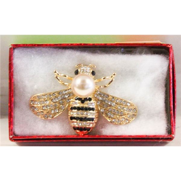 NEW BEE BROOCH 2”X 1.3” PEARL AND