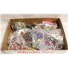 Image 1 : FLAT OF BEADS AND JEWELRY