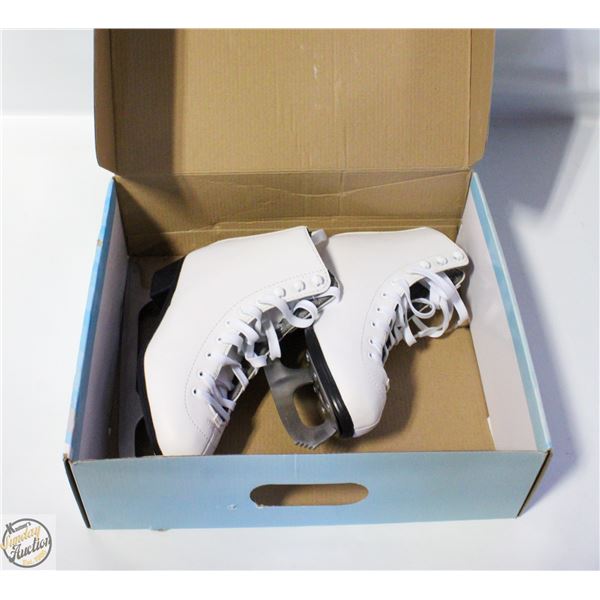 AMERICAN ATHLETIC FIGURE SKATES – SIZE 4
