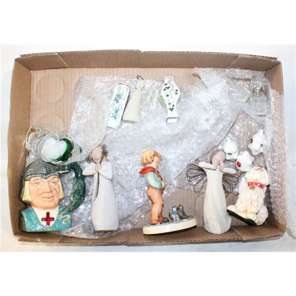 FLAT OF COLLECTIBLES