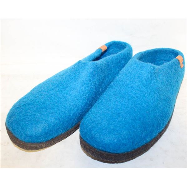 FREIGHT CLAIM: WOOL BY GREEN COMFORT TIBET SLIPPER