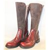 Image 1 : FREIGHT CLAIM: CASTA ROMA TALL BOOT SIZE 37 - RED