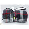 Image 1 : ROOTS 3PC COMFORTER KING SIZED