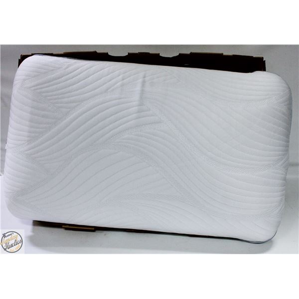 NEW NOVAFORM SOOTHING COOL GEL MEMORY PILLOW