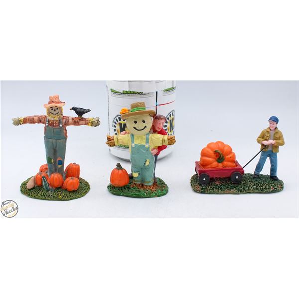 LEMAX SPOOKY TOWN LOT OF 3 FIGURINES W/ PUMKINS