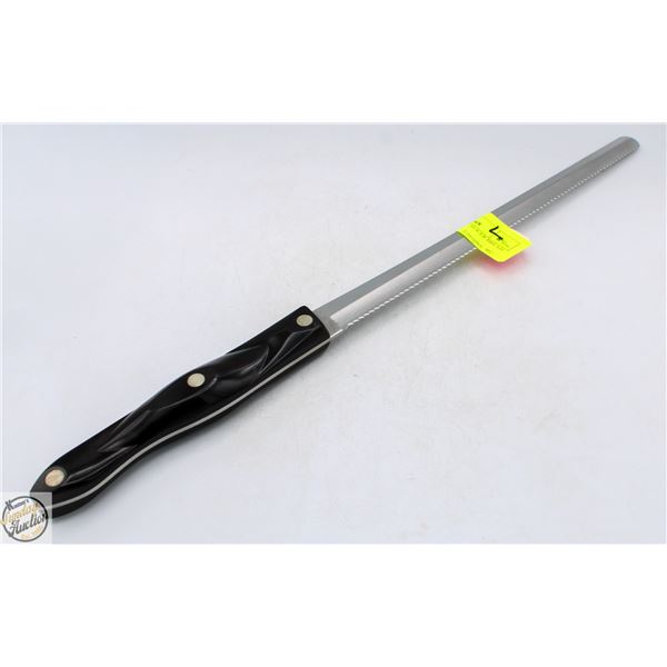 CUTCO #1724 - 9 3/4" SLICER BREAD KNIFE,