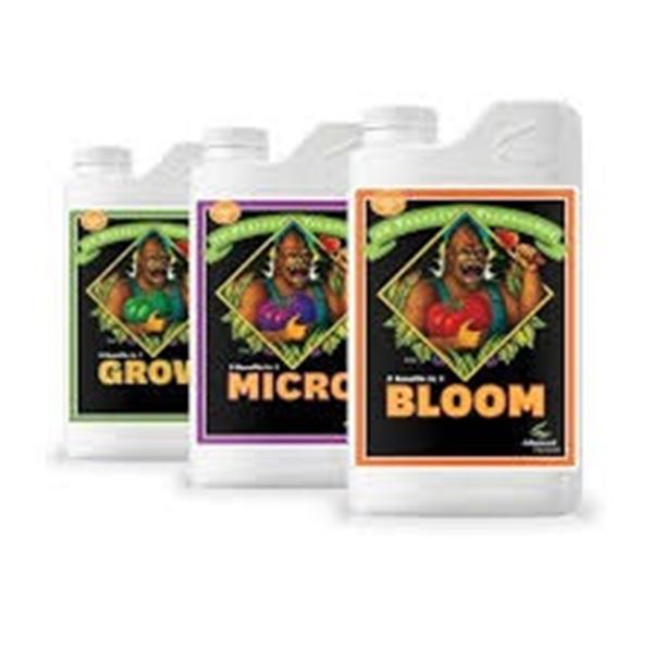 NEW 3 X 1L BLOOM 5 BENEFITS IN 1 PLANT FOOD