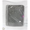 Image 1 : NEW CAT LITTER CATCH PAD 18" X 22"