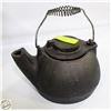 Image 1 : VINTAGE CAST IRON KETTLE
