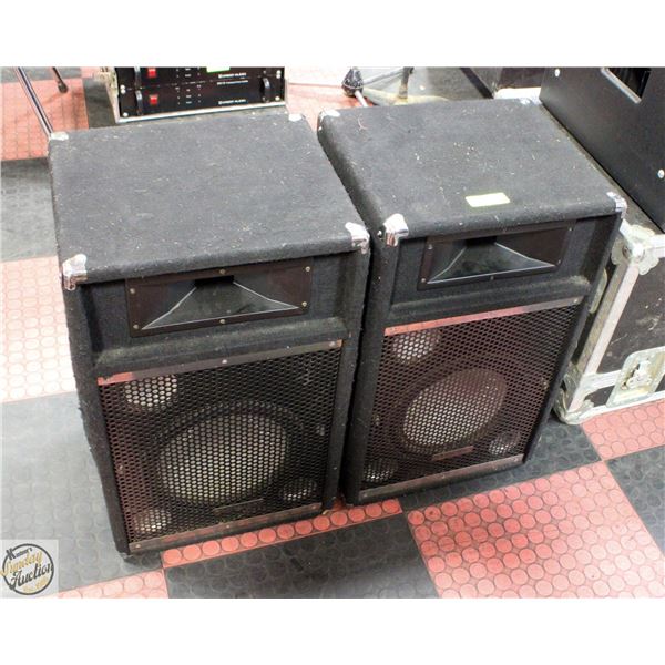 ULTRA LINEAR PAIR OF 3 WAY SPEAKERS