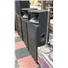Image 1 : 2 PEAVEY (SP-4T1BW) PA SYSTEM SPEAKERS DUAL 15