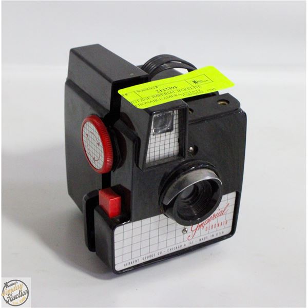 VINTAGE IMPERIAL BAKELITE DEBONAIR CAMERA-ESTATE