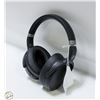 Image 1 : SENNHEISER OVER EAR HEADPHONES