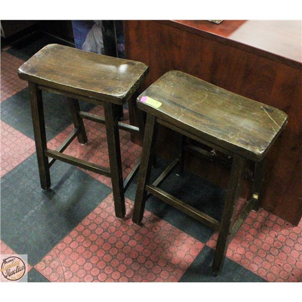 PAIR OF ESTATE WOODEN STOOLS