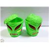 Image 1 : 2 ALIEN HEAD LIGHT UP SPANISH CANDY DISPLAYS