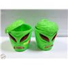 Image 1 : 2 ALIEN HEAD LIGHT UP SPANISH CANDY DISPLAYS