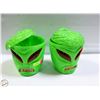 Image 1 : 2 ALIEN HEAD LIGHT UP SPANISH CANDY DISPLAYS