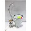 Image 1 : BLOWN ART GLASS ELEPHANT WHITE + CLEAR
