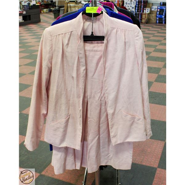 LADIES SIZE 10 TANFJAY SIZE 10 LIGHT PINK SKIRT-