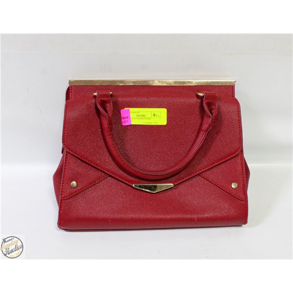 RED FAUX LEATHER PURSE MIZTIQUE