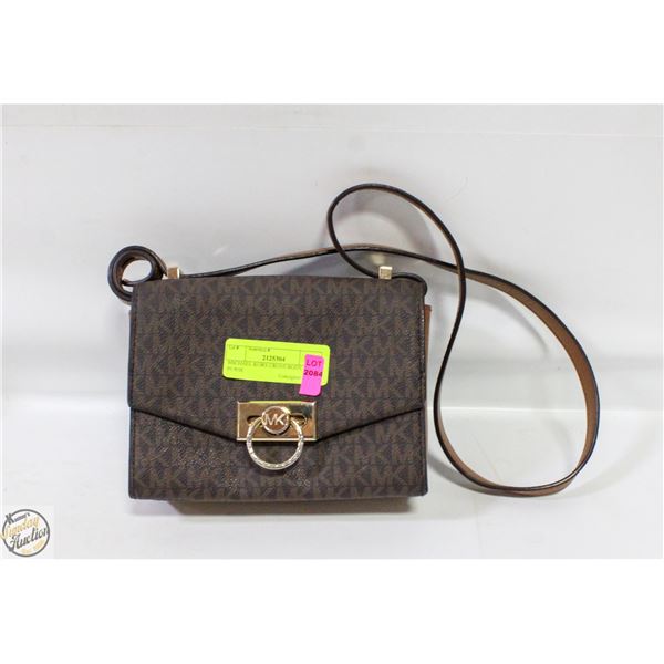 MICHAEL KORS CROSS BODY SMALL PURSE