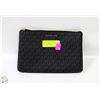Image 1 : MICHAEL KORS ZIPPER POUCH
