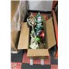 Image 1 : BOX OF GARDEN DECOR