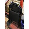 Image 1 : LOT OF 3 BLACK PADDED FOLDING CHAIRS