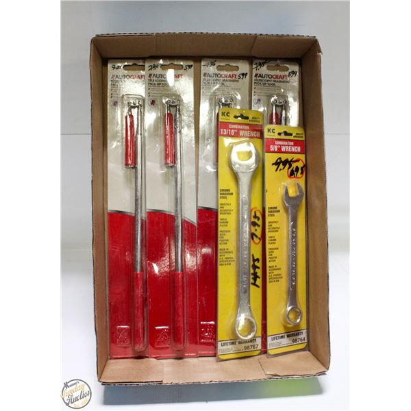 FLAT OF NEW OLD STOCK - TELESCOPIC MAGNETIC PICK