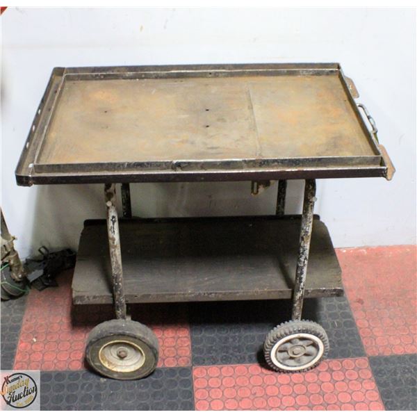 MECHANICS WORK TABLE ON WHEELS