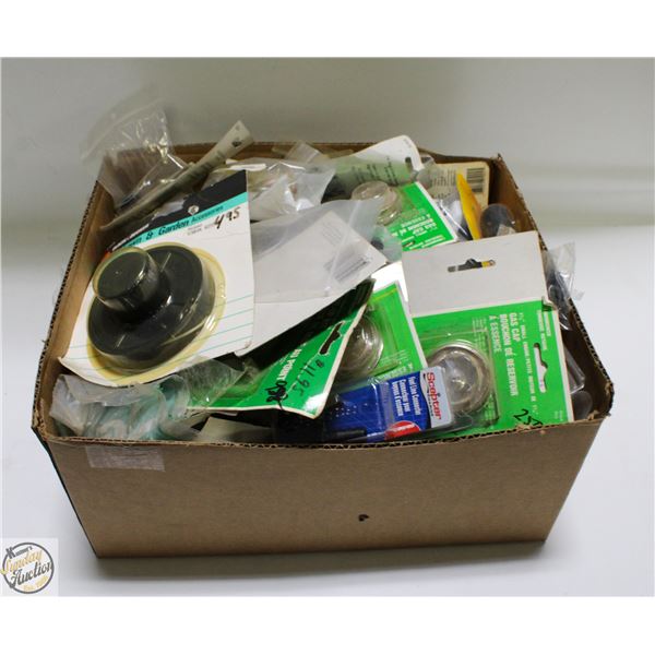 BOX OF NEW OLD STOCK LAWN AND GARDEN ACCESSORIES