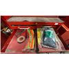 Image 7 : RED TOP CABINET 9 DRAWER, BOTTOM CABINET 10 DRAWER MOBILE TOOL STORAGE CHEST WITH ASSORTED TOOL