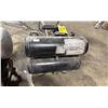Image 1 : BLACK ELECTRIC PORTABLE DUAL TANK INDUSTRIAL AIR COMPRESSOR
