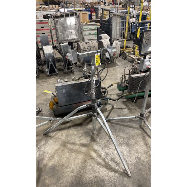 DUAL HEAD HALOGEN PORTABLE ELECTRIC INDUSTRIAL JOB SITE TRIPOD WORK LIGHT