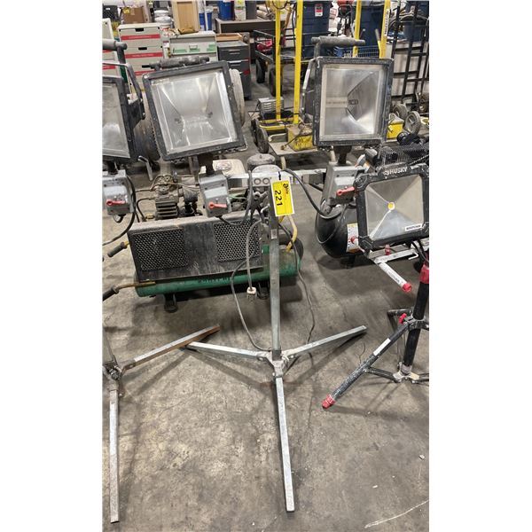 DUAL HEAD HALOGEN PORTABLE ELECTRIC INDUSTRIAL JOB SITE TRIPOD WORK LIGHT