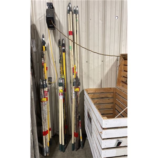 ASSORTED SIZED COMMERCIAL LOCKING EXTENSION PAINTERS POLES