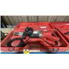 Image 1 : MILWAUKEE ELECTRIC DEMOLITION HAMMER W/CHISELS IN HARD TRANSPORT CASE