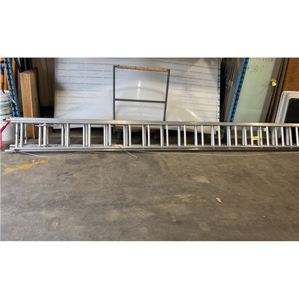 ALUMINUM 40' EXTENSION LADDER