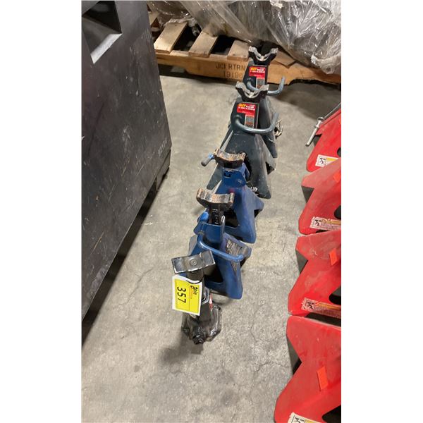 2 MVP SUPERLIFT 3 TON JACK STANDS, 2 BLUE 2 TON JACK STANDS & A BLACK BOTTLE JACK
