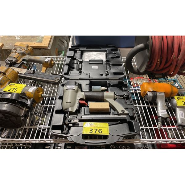 PORTER-CABLE PNEUMATIC FINISHING NAILER IN HARD TRANSPORT CASE