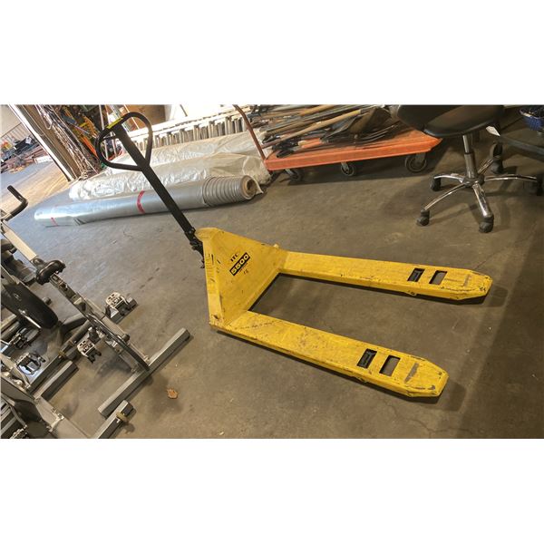 ITC YELLOW 5500 LBS CAPACITY INDUSTRIAL MOBILE PALLET JACK