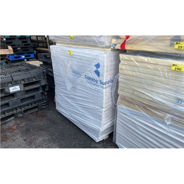 STACK OF 24 INDUSTRIAL 96" X 48" X 2" THICK CONSTRUCTION INSULATION PANELS