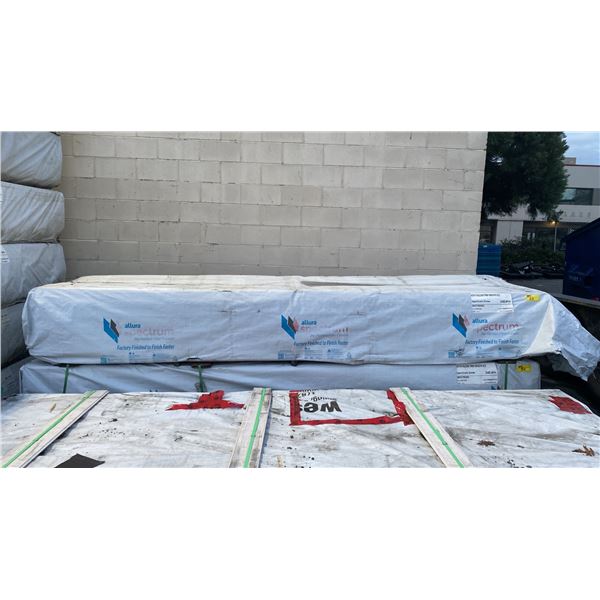 1 PALLET OF 4X4 ALLURA TRIM SMOOTH X12 SPECTRUM SNOW RESIDENTIAL HOUSE SIDING